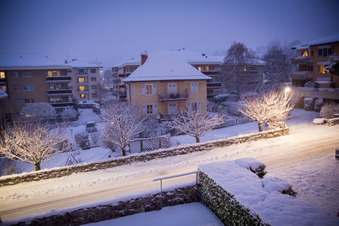 Neige a La Tour en décembre - 003 - RAW